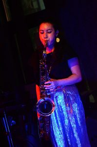 DSC 1083a-72