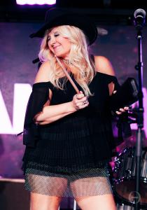 Amanda-Keeles-6